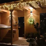 Holiday home Sjesta Al Mare, Z Sauna I Balia Z Jacuzzi *