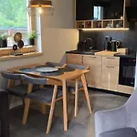 Holiday home Sjesta Al Mare, Z Sauna I Balia Z Jacuzzi