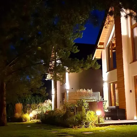 Holiday home Sjesta Al Mare, Z Sauna I Balia Z Jacuzzi *