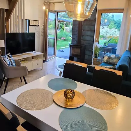 Holiday home Sjesta Al Mare, Z Sauna I Balia Z Jacuzzi *