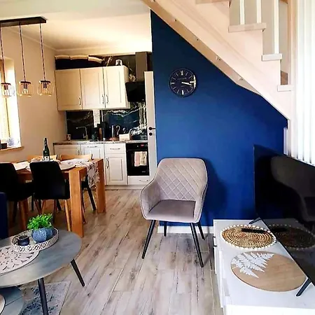 Holiday home Sjesta Al Mare, Z Sauna I Balia Z Jacuzzi *